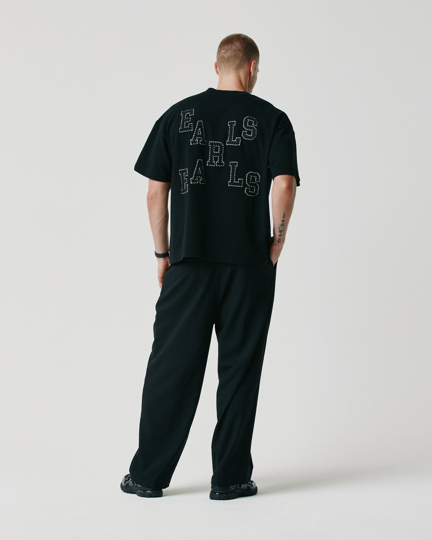 Felt Tee - Black/Black