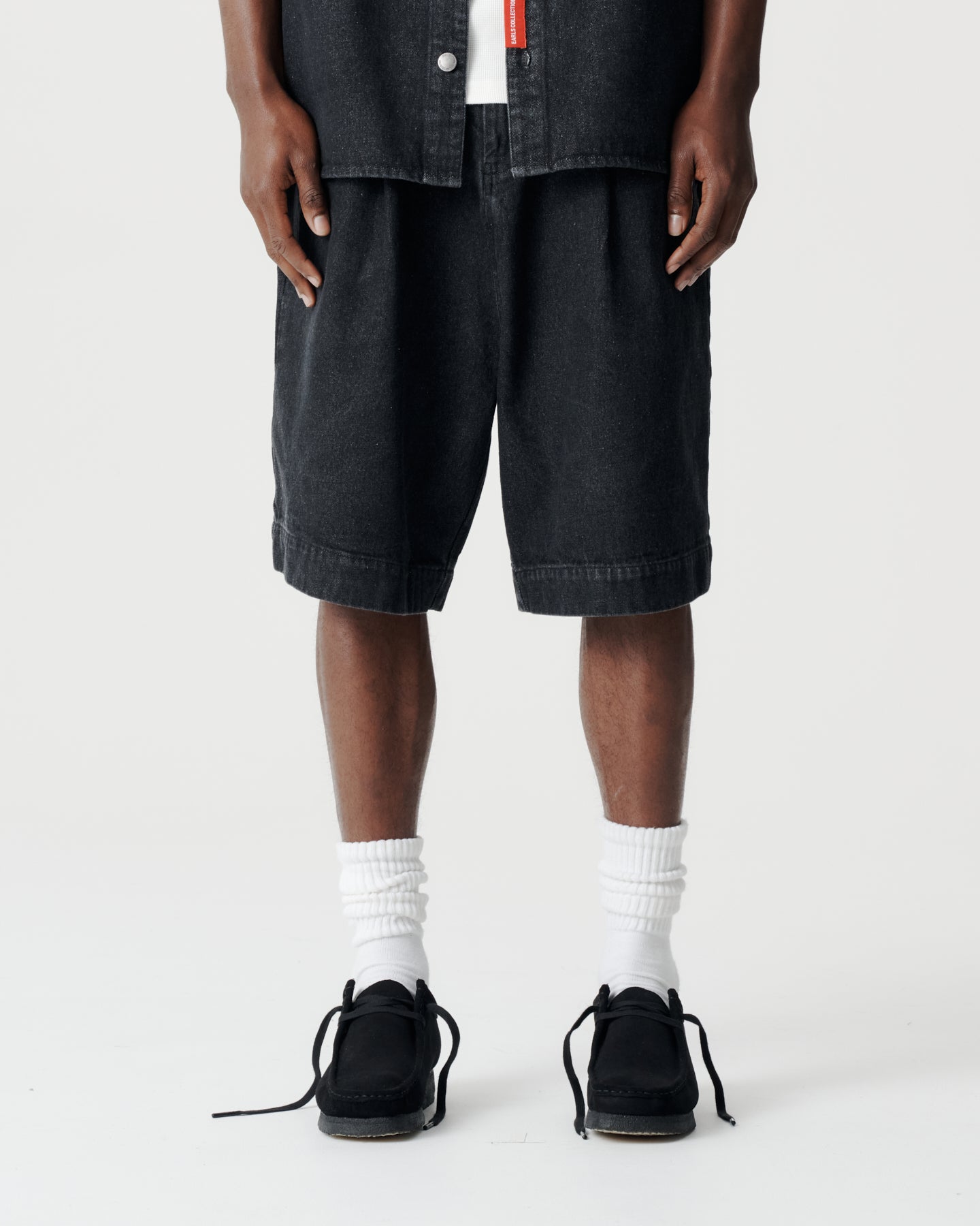 Easy Short - Black Denim