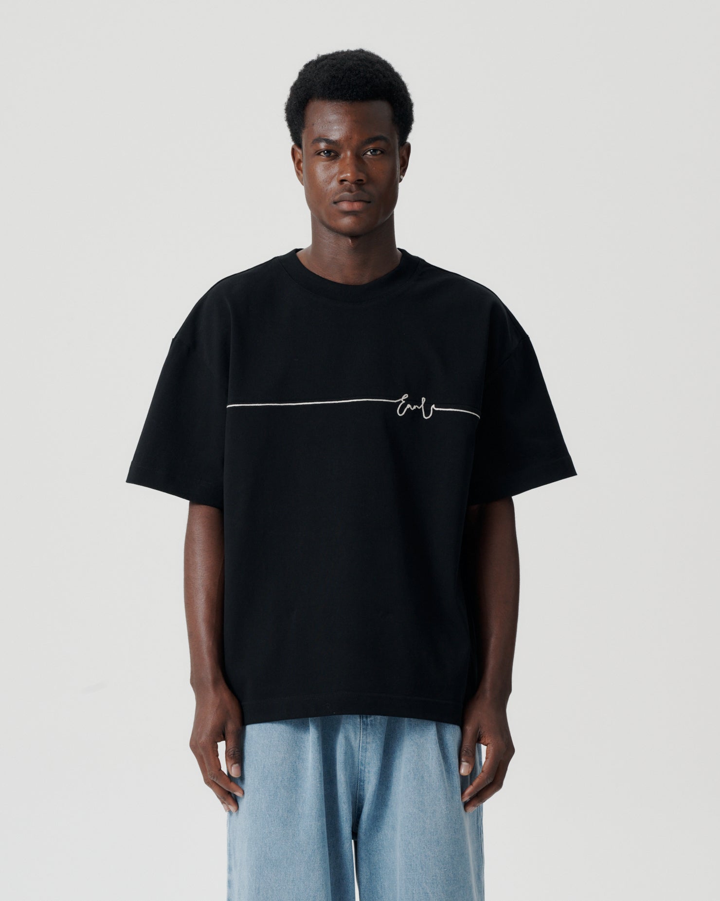 Thread Block Tee - Off Black