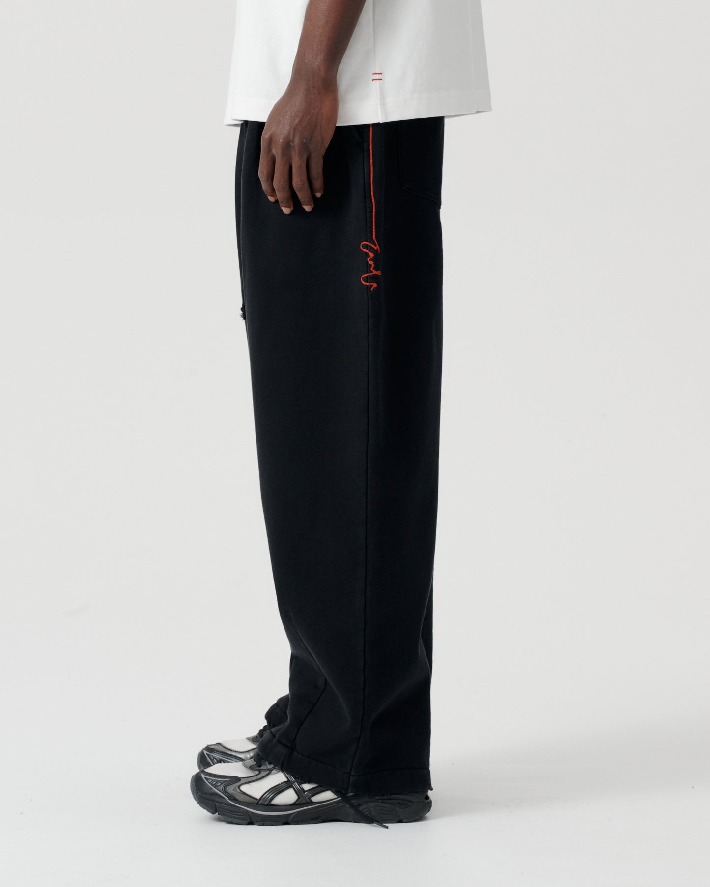 Thread Easy Pant - Off Black